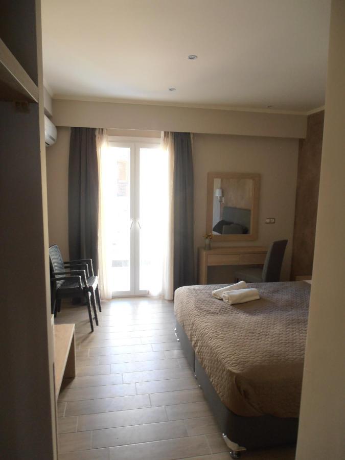 Frosini Gardens 3*